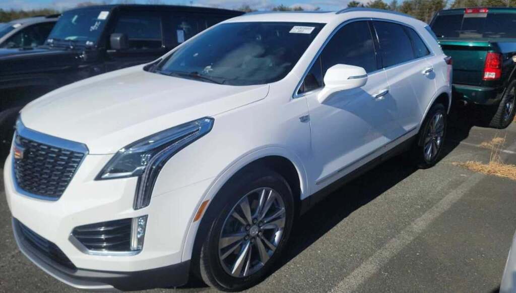 2024 Cadillac XT5 FWD Premium Luxury