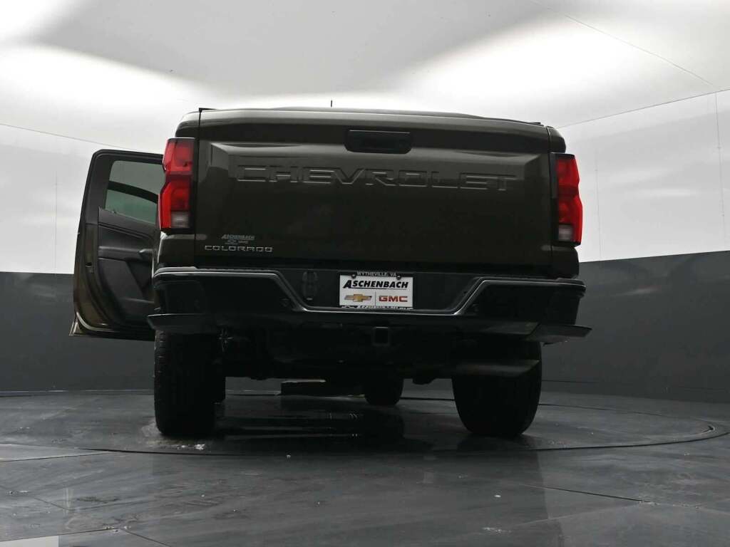 2024 Chevrolet Colorado 4WD Z71