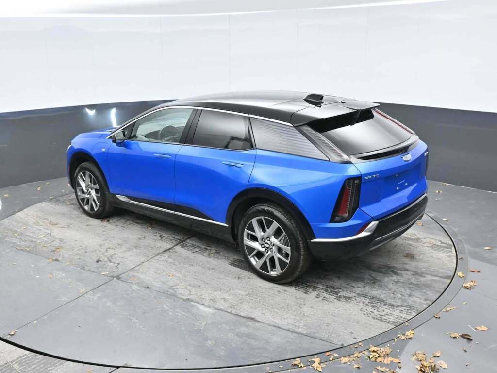 2026 Cadillac OPTIQ Luxury