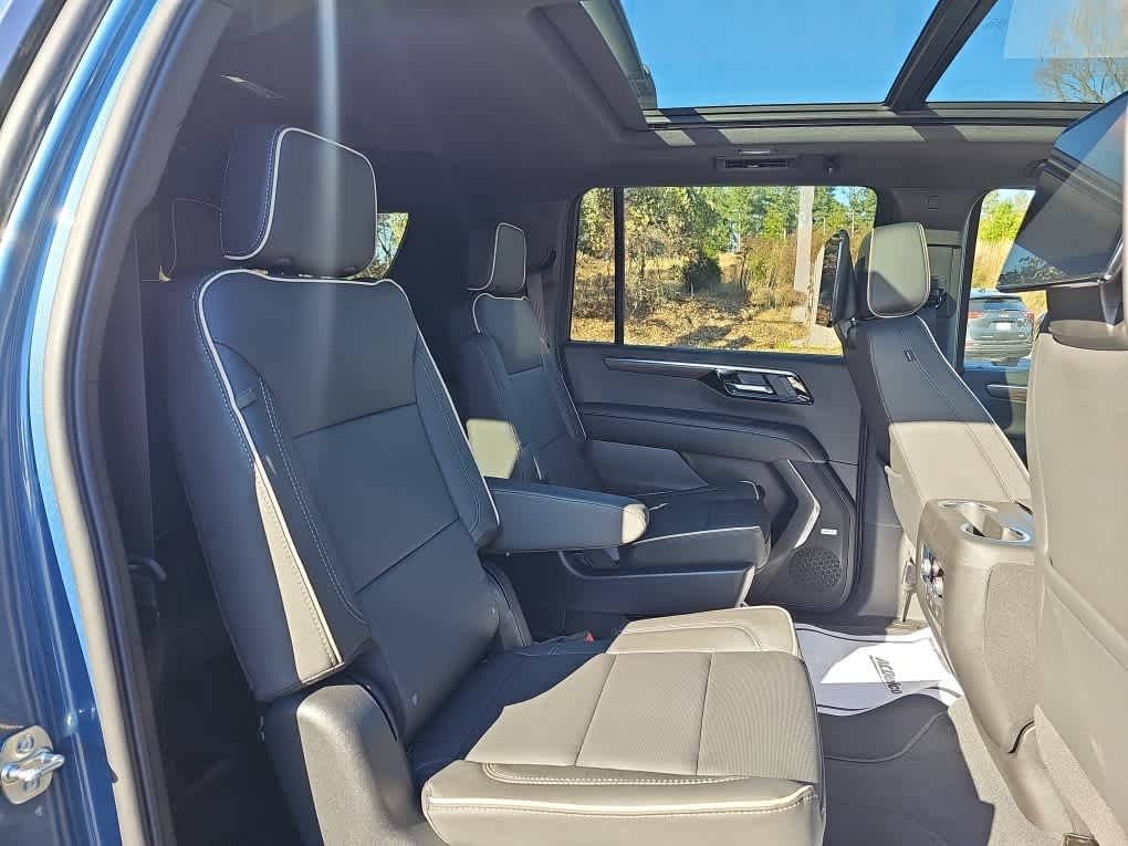 2026 Chevrolet Suburban Premier, 4WD