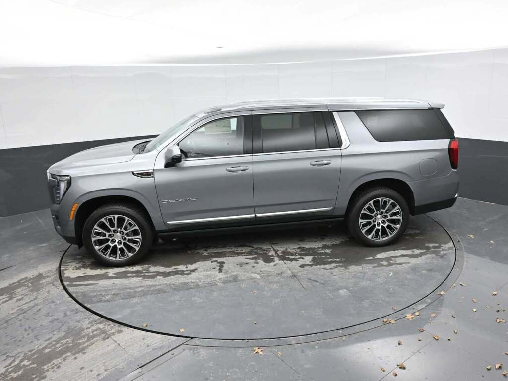 2026 GMC Yukon XL 4WD Denali