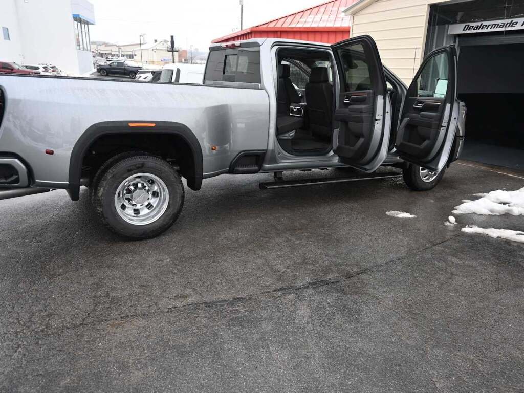2026 GMC Sierra 3500HD Denali