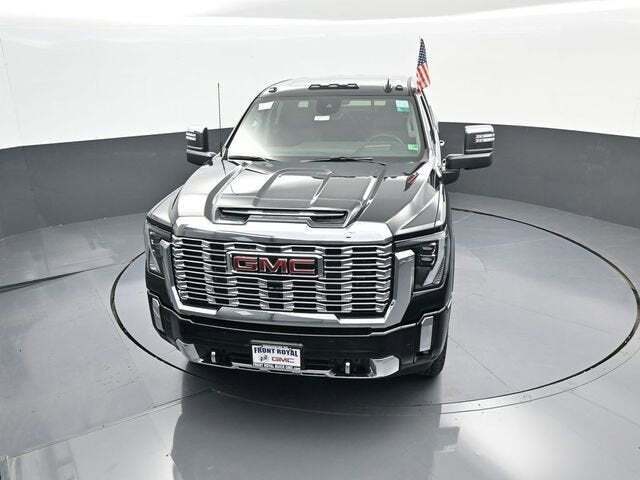 2025 GMC Sierra 2500HD Denali