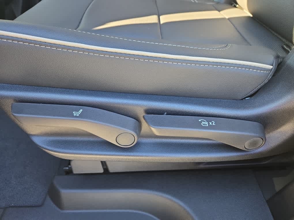 2025 Chevrolet Tahoe 4WD Premier