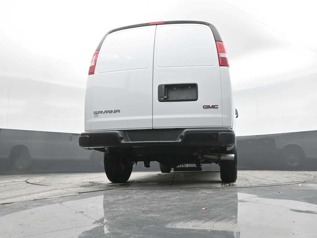 2025 GMC Savana Cargo RWD 2500 Regular Wheelbase Work Van