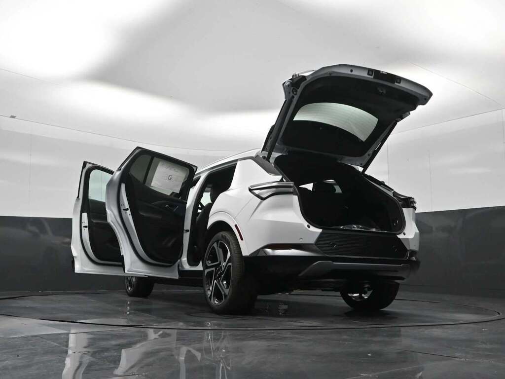 2026 Chevrolet Equinox EV LT 2, FWD