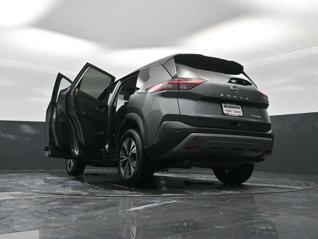 2022 Nissan Rogue SV Intelligent AWD