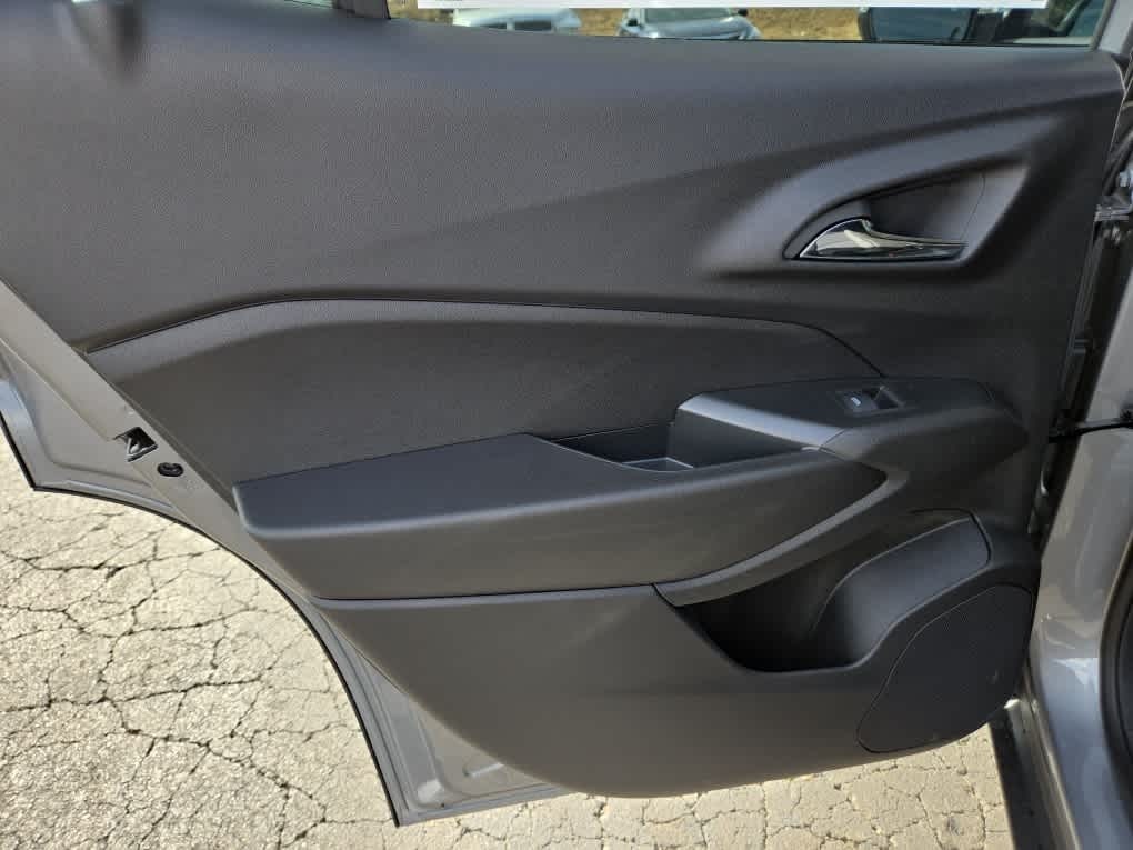 2026 Chevrolet Trax FWD LT