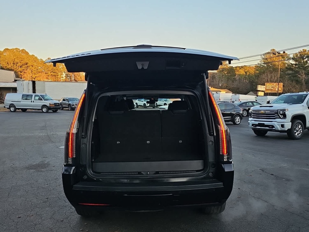 2019 Cadillac Escalade Luxury