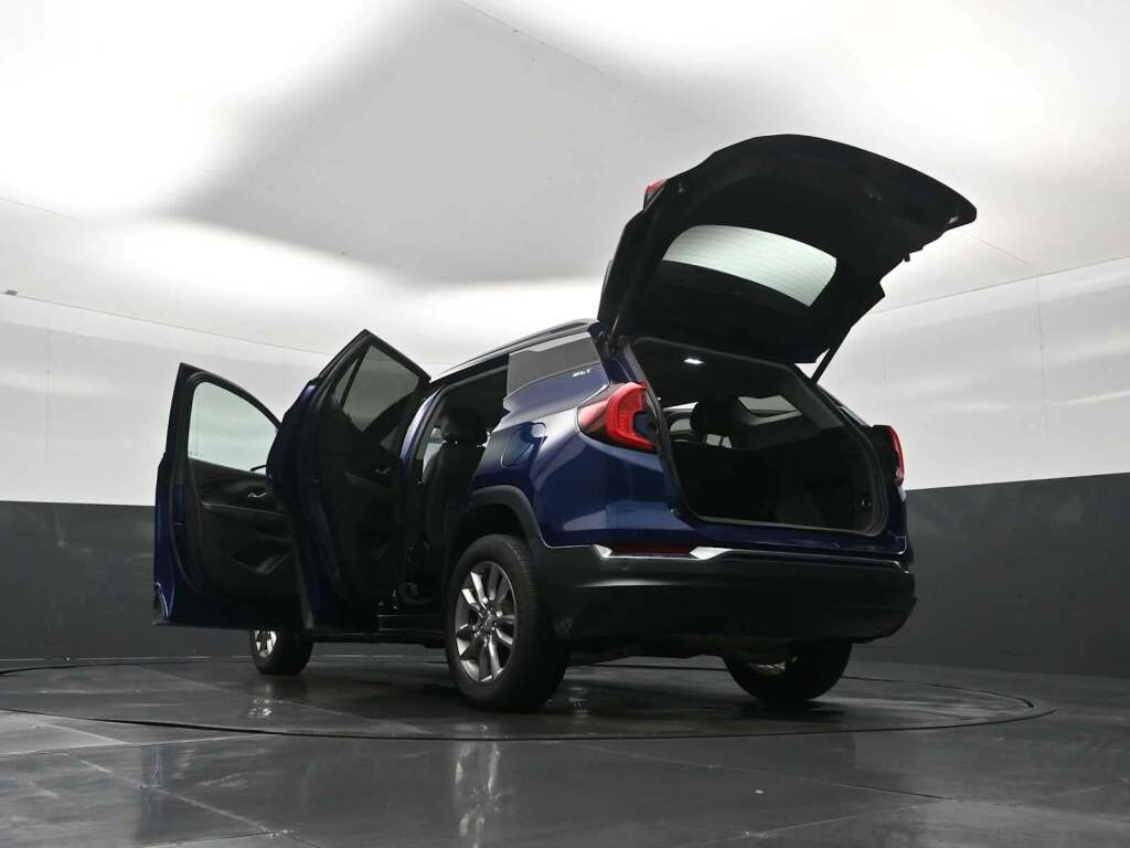 2022 GMC Terrain AWD SLT