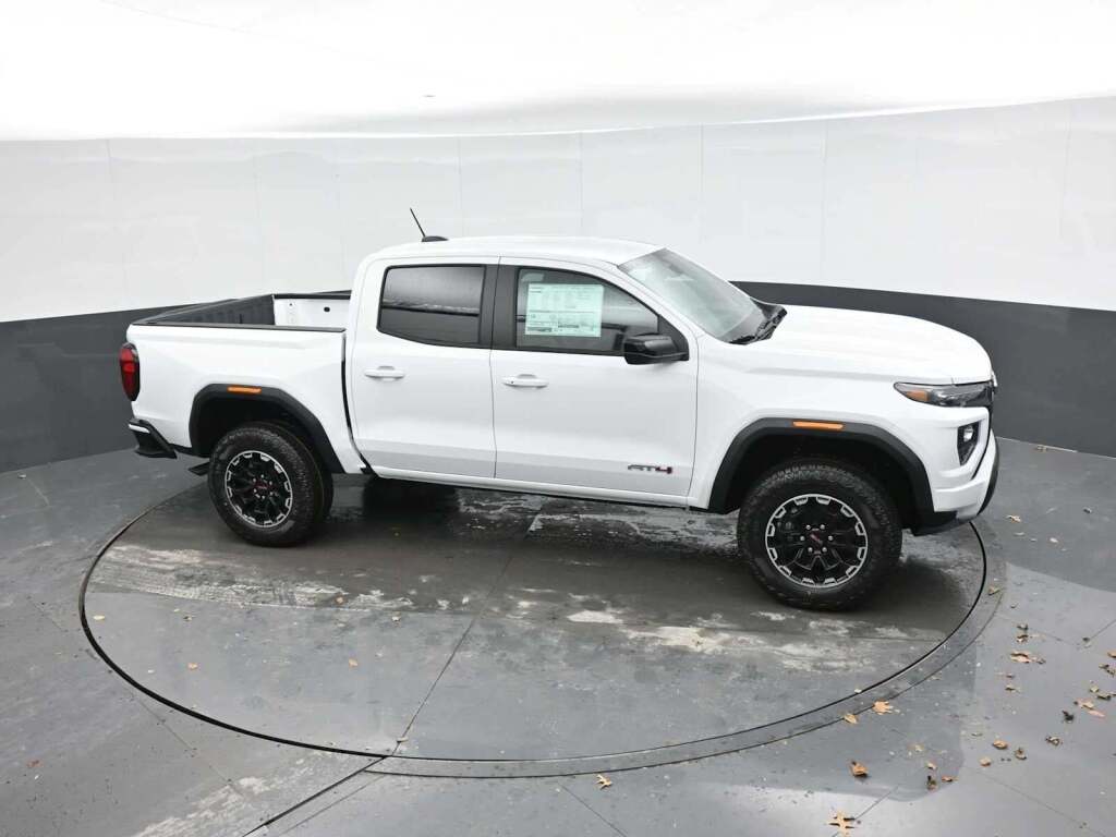 2026 GMC Canyon AT4, 4WD