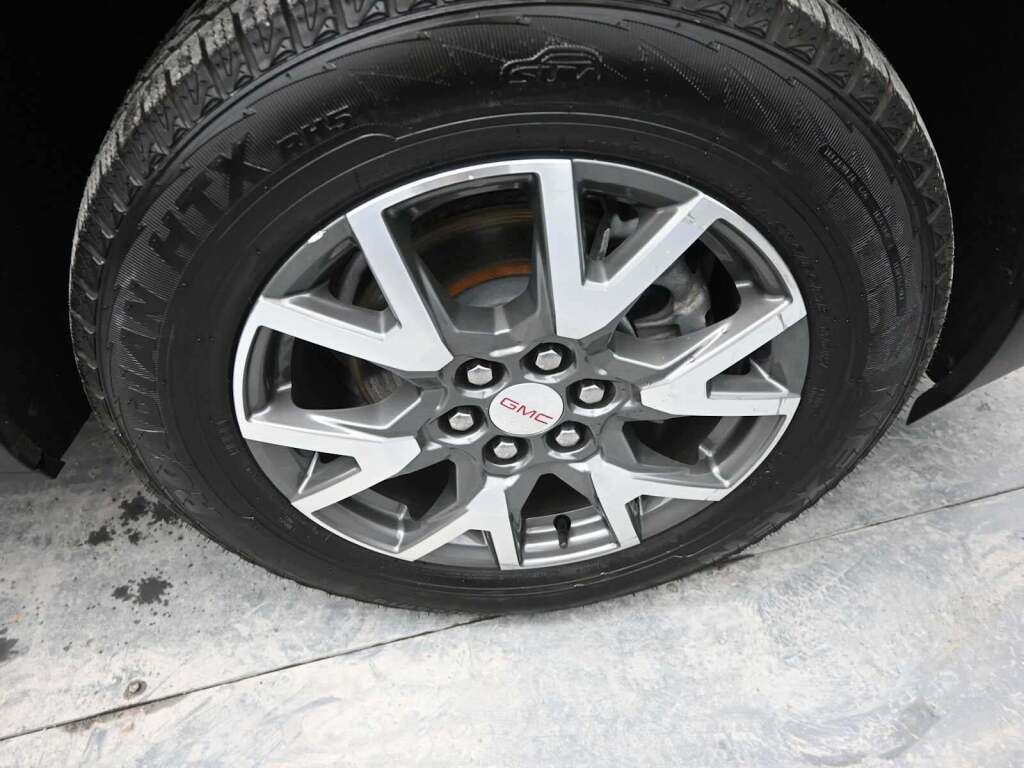 2023 GMC Acadia AWD SLE