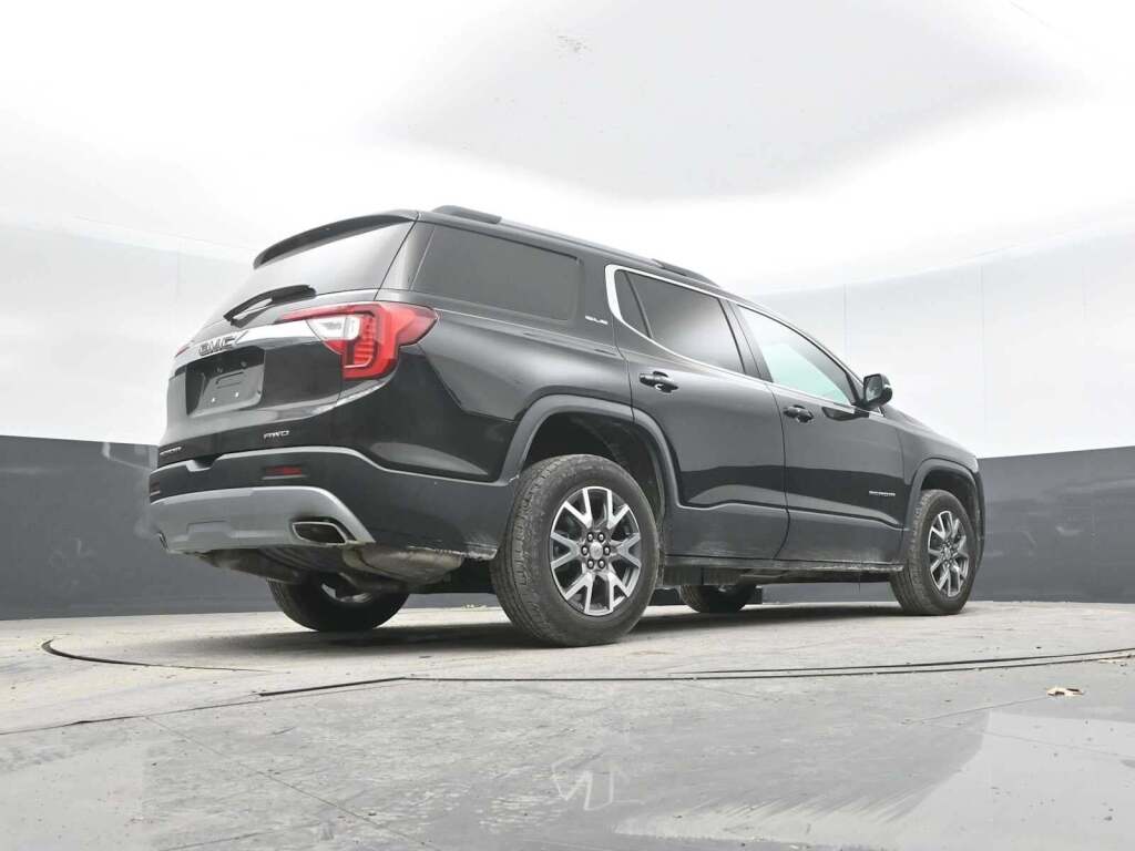2022 GMC Acadia AWD SLE