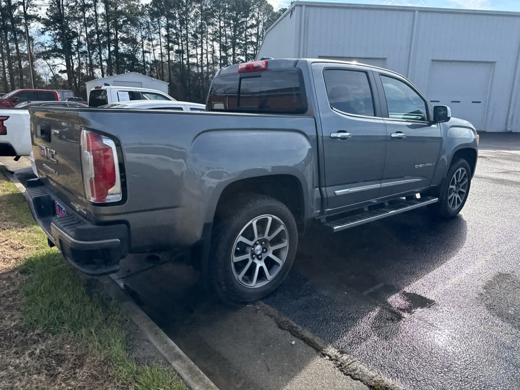2022 GMC Canyon 4WD Crew Cab Short Box Denali