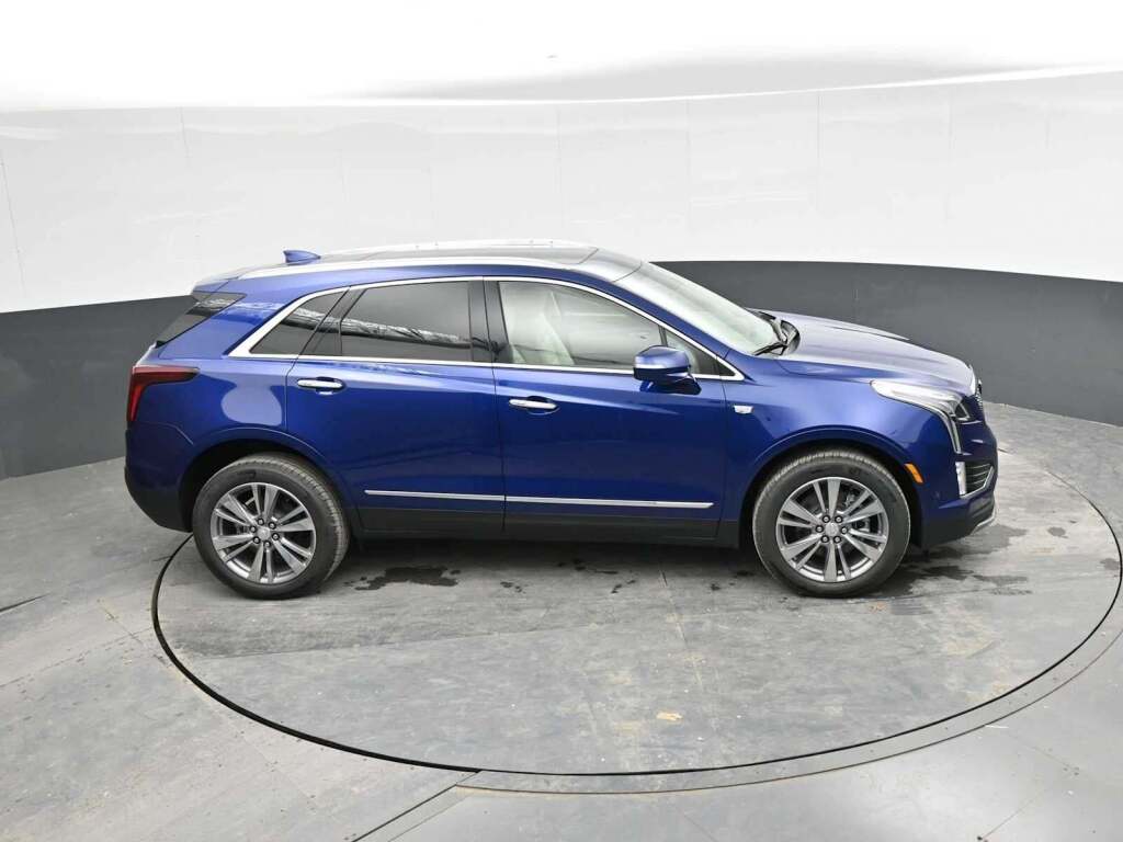 2025 Cadillac XT5 AWD Premium Luxury