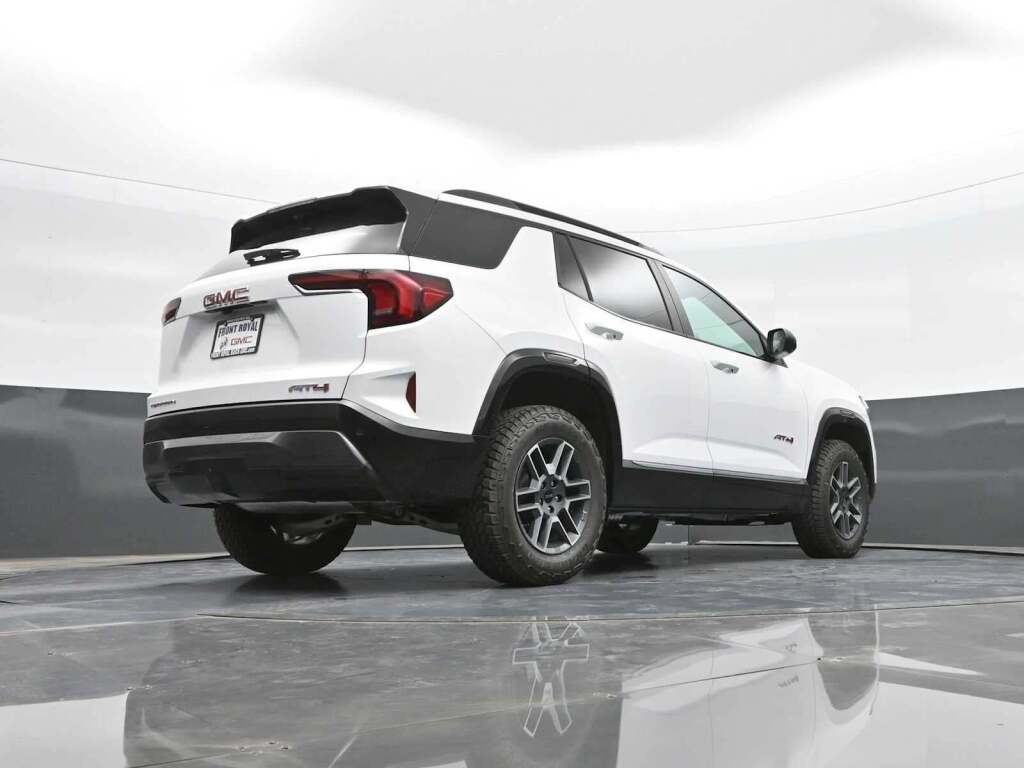 2026 GMC Terrain AWD AT4