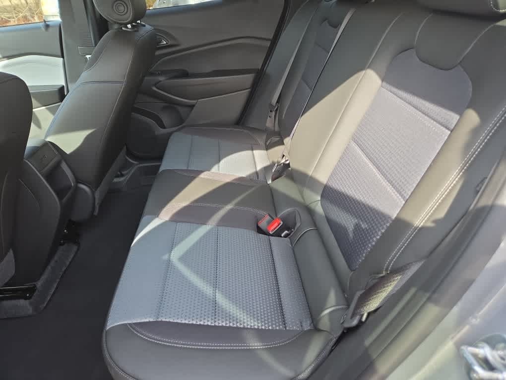 2026 Chevrolet Trax FWD LT