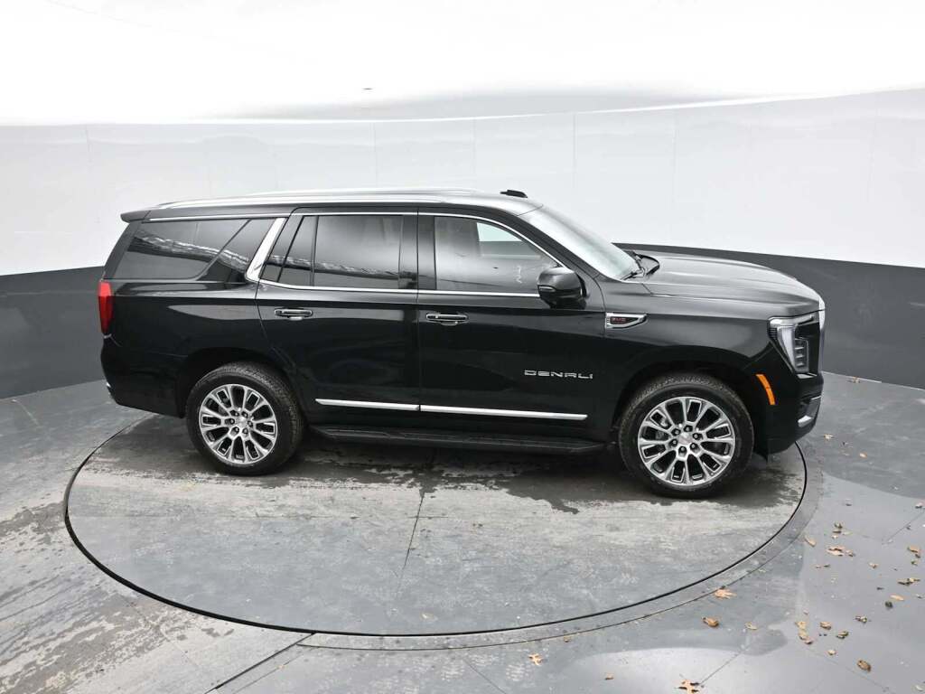 2026 GMC Yukon 4WD Denali