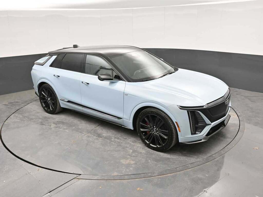 2026 Cadillac LYRIQ V-Series AWD