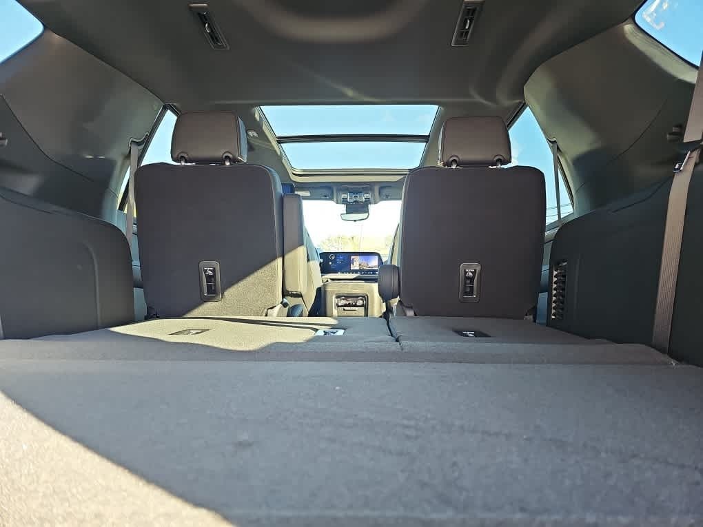 2026 Chevrolet Suburban Premier, 4WD