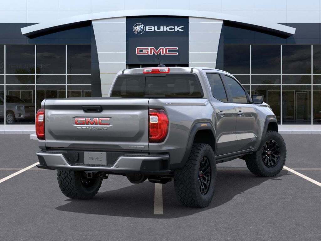 2026 GMC Canyon Elevation, 4WD