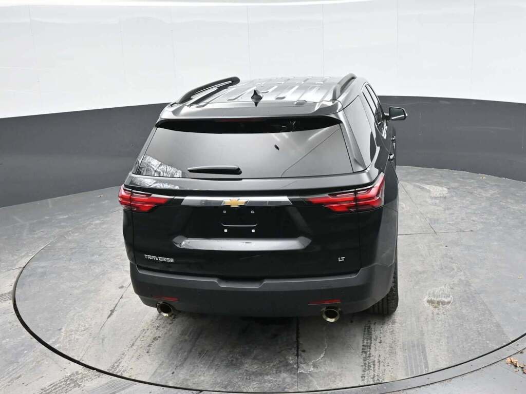 2023 Chevrolet Traverse FWD LT Cloth