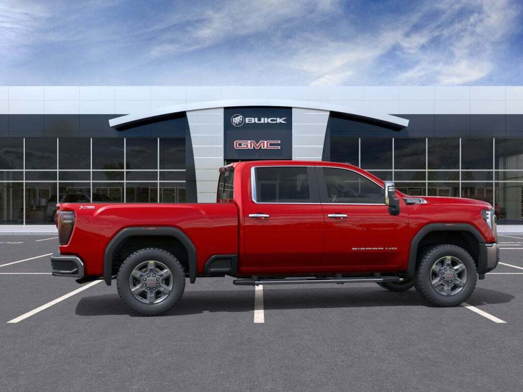 2026 GMC Sierra 2500HD SLT