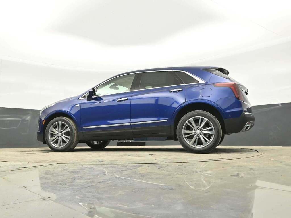 2025 Cadillac XT5 AWD Premium Luxury