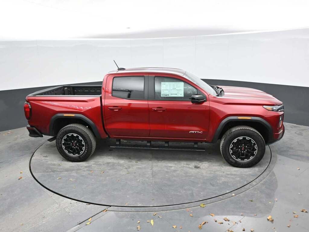 2026 GMC Canyon AT4, 4WD