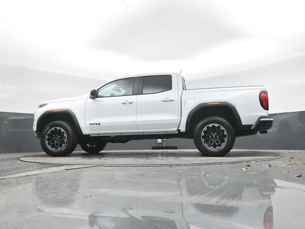 2026 GMC Canyon AT4, 4WD
