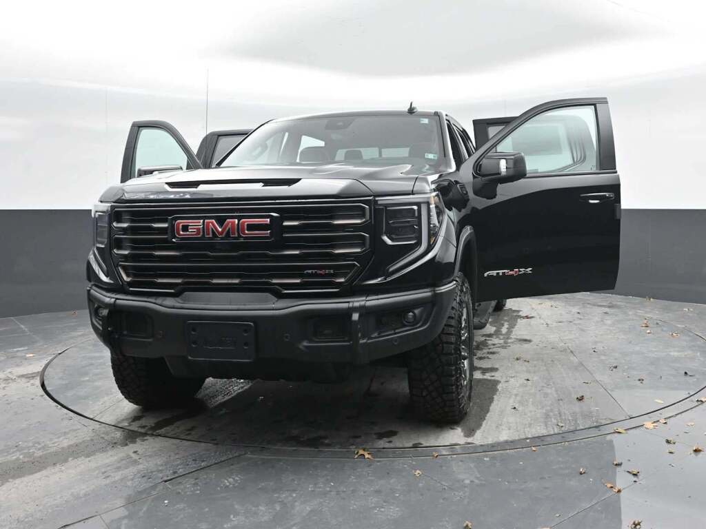 2026 GMC Sierra 1500 AT4X