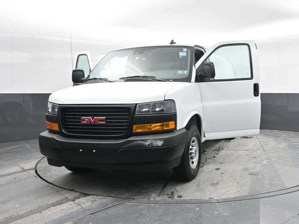 2025 GMC Savana Cargo RWD 2500 Regular Wheelbase Work Van