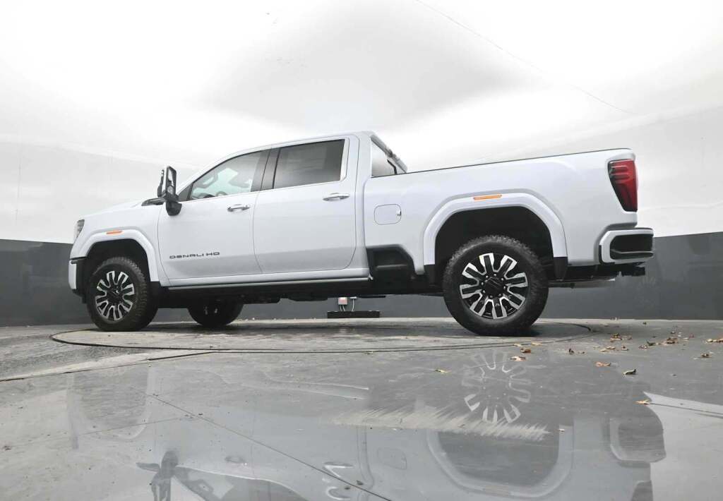 2026 GMC Sierra 2500HD Denali Ultimate