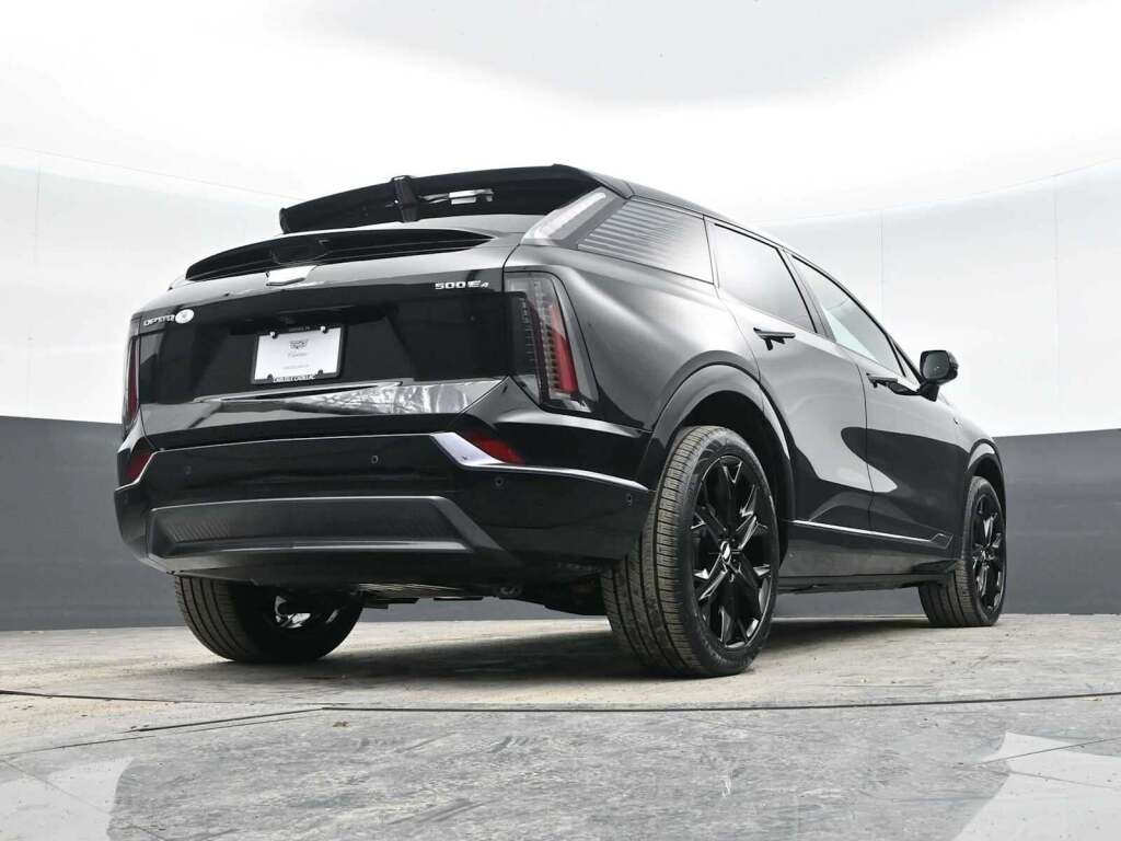 2025 Cadillac OPTIQ Sport 2 AWD