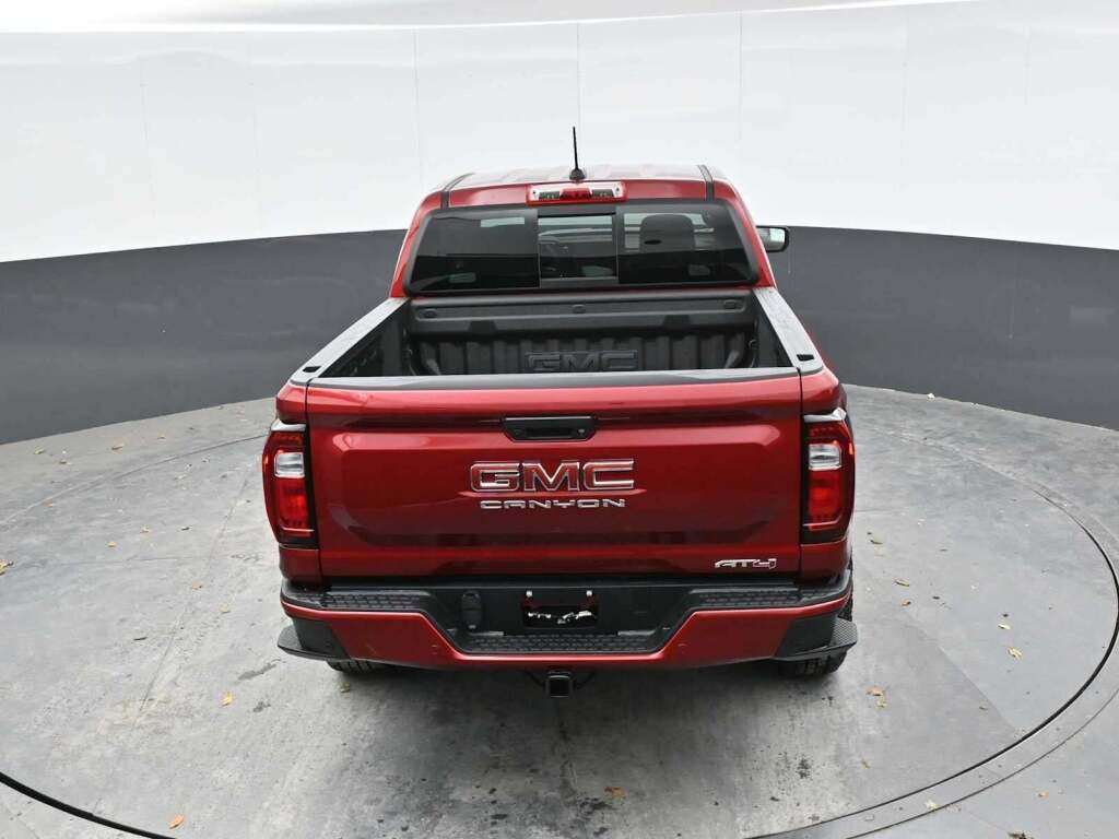 2026 GMC Canyon AT4, 4WD