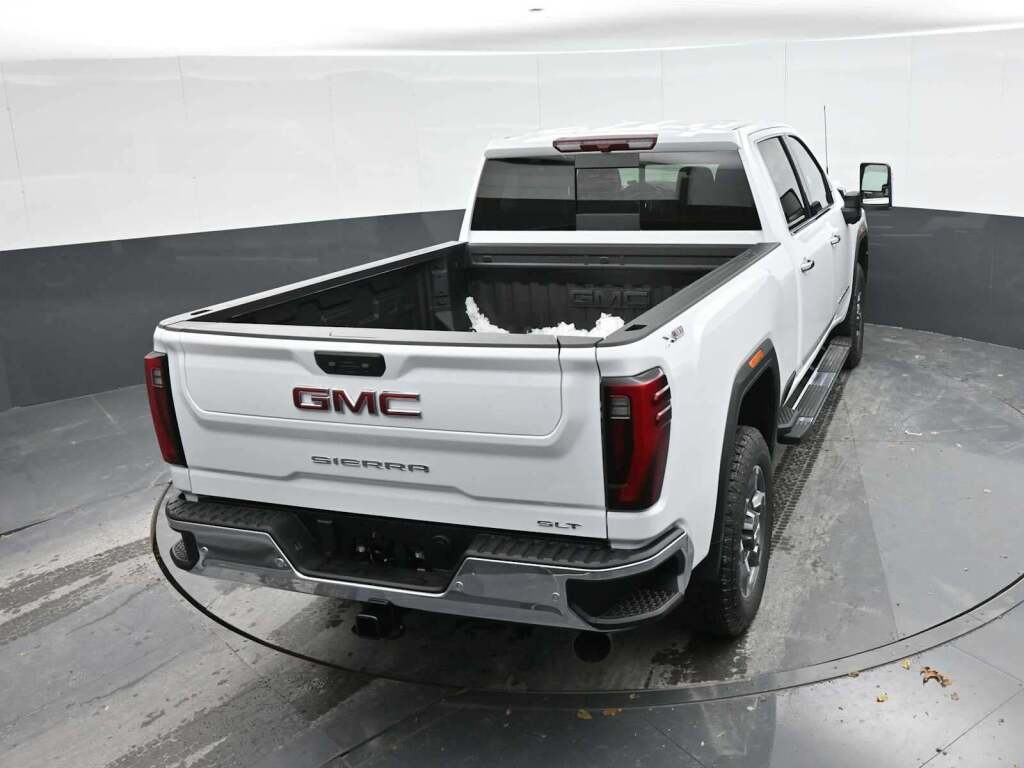 2026 GMC Sierra 2500HD SLT