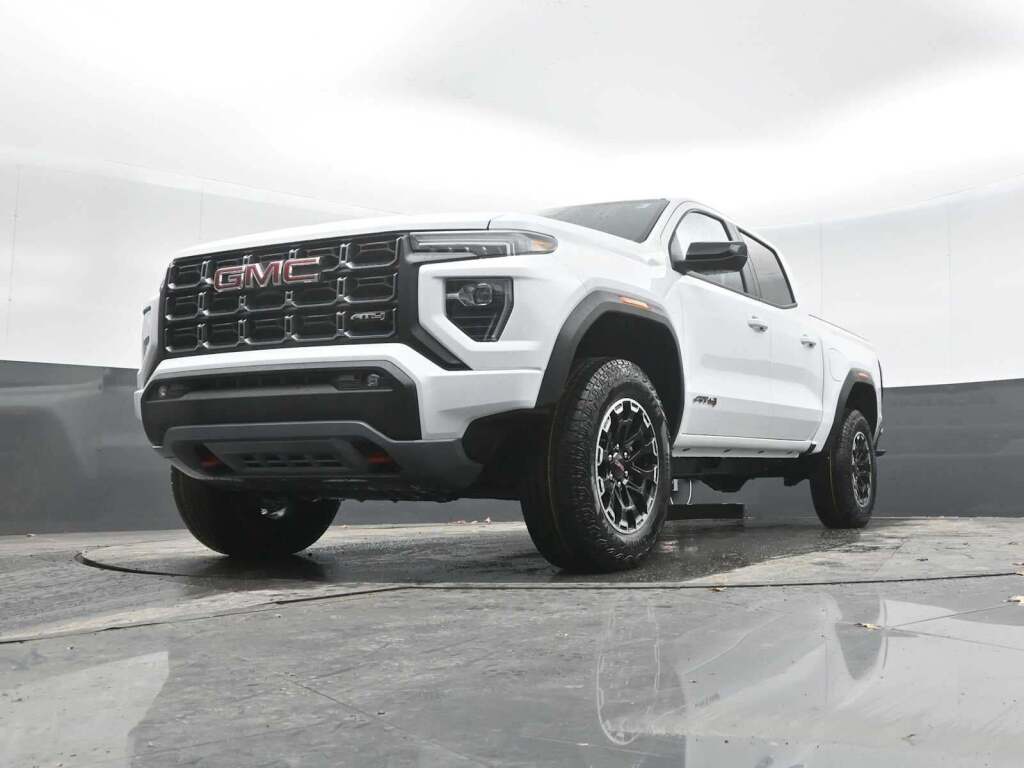 2026 GMC Canyon AT4, 4WD