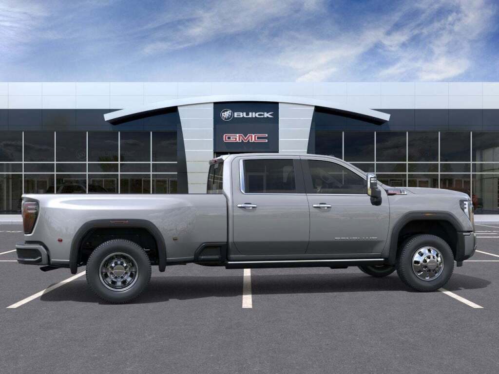2026 GMC Sierra 3500HD Denali