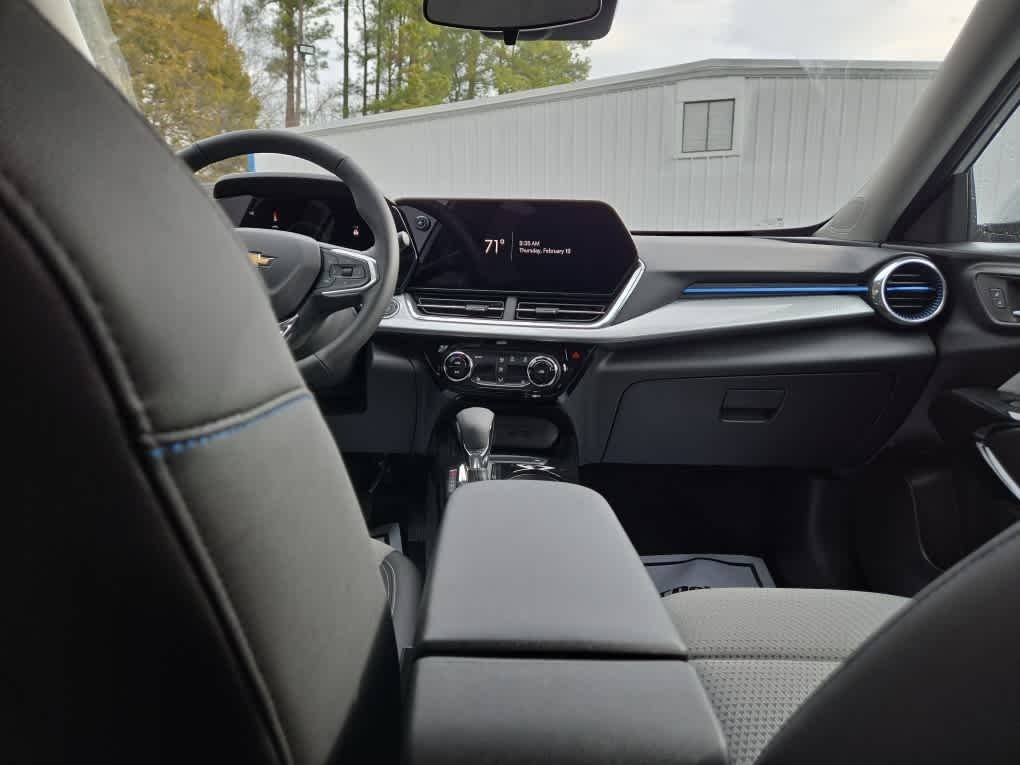 2026 Chevrolet Trax FWD LT