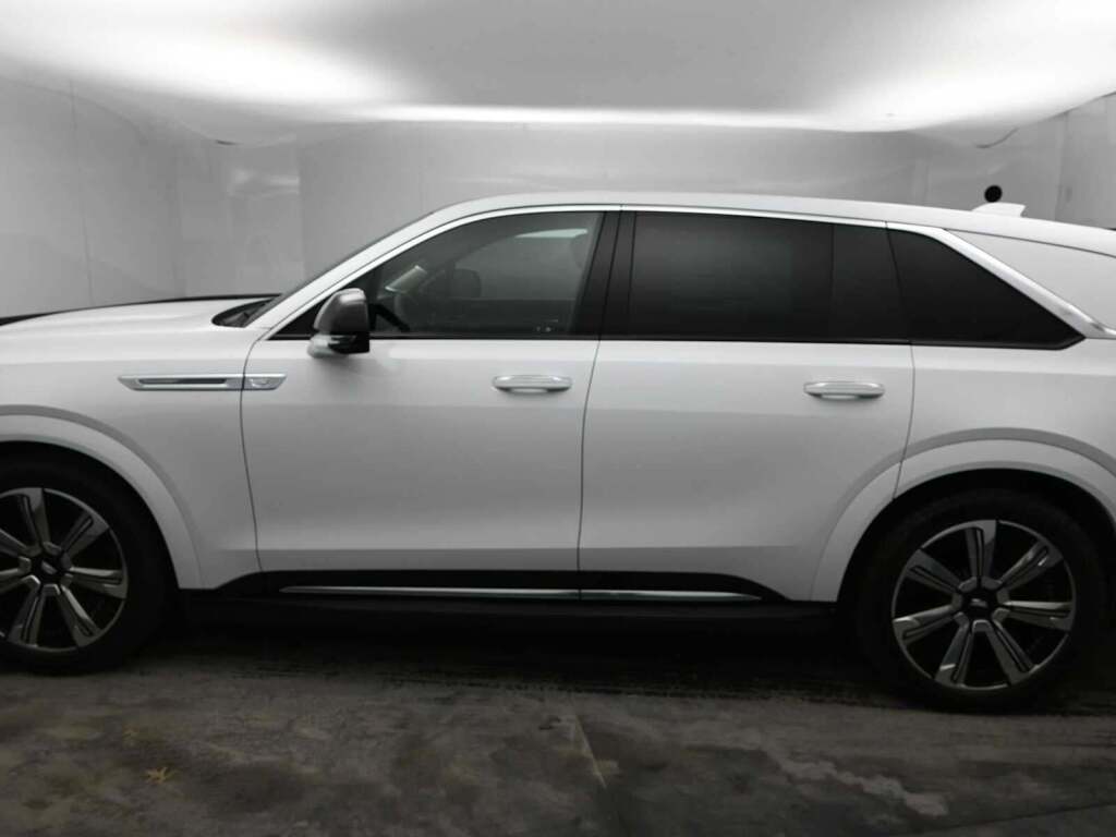 2025 Cadillac Escalade IQ Luxury 2 AWD