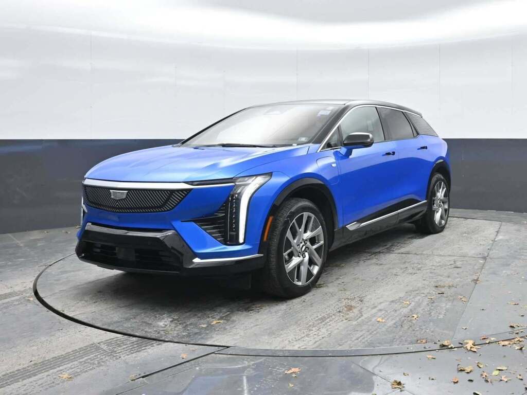 2026 Cadillac OPTIQ Luxury
