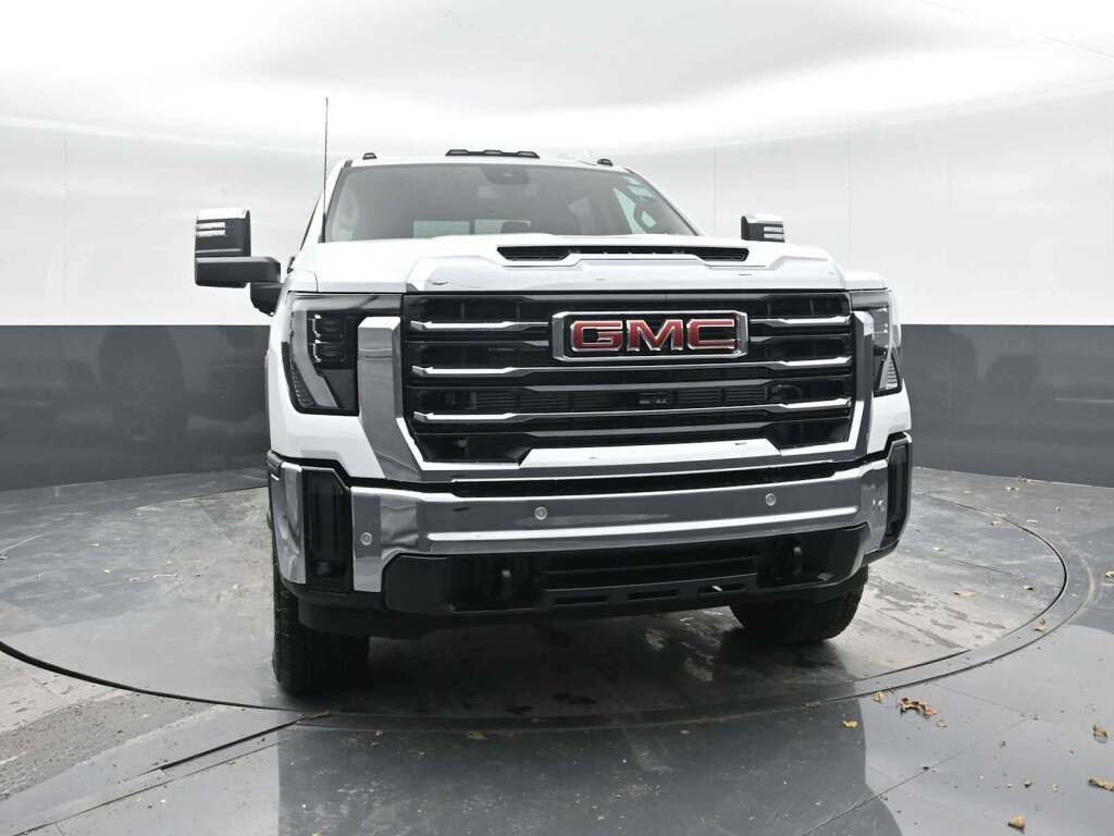 2026 GMC Sierra 2500HD SLT