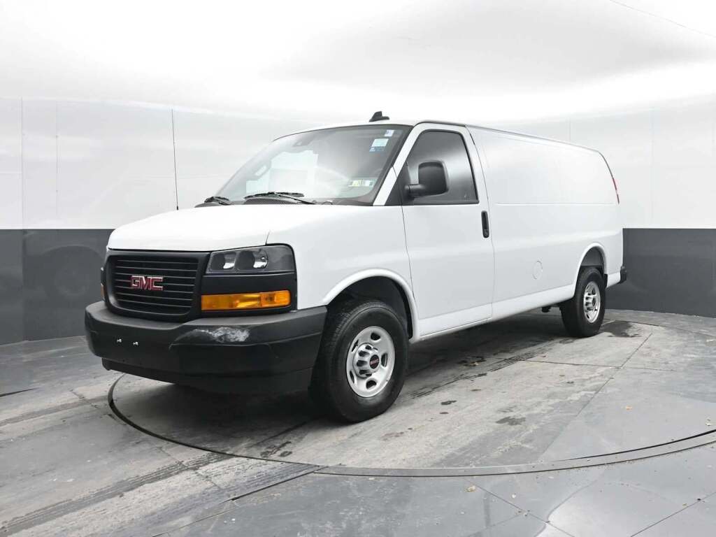 2025 GMC Savana Cargo RWD 2500 Regular Wheelbase Work Van