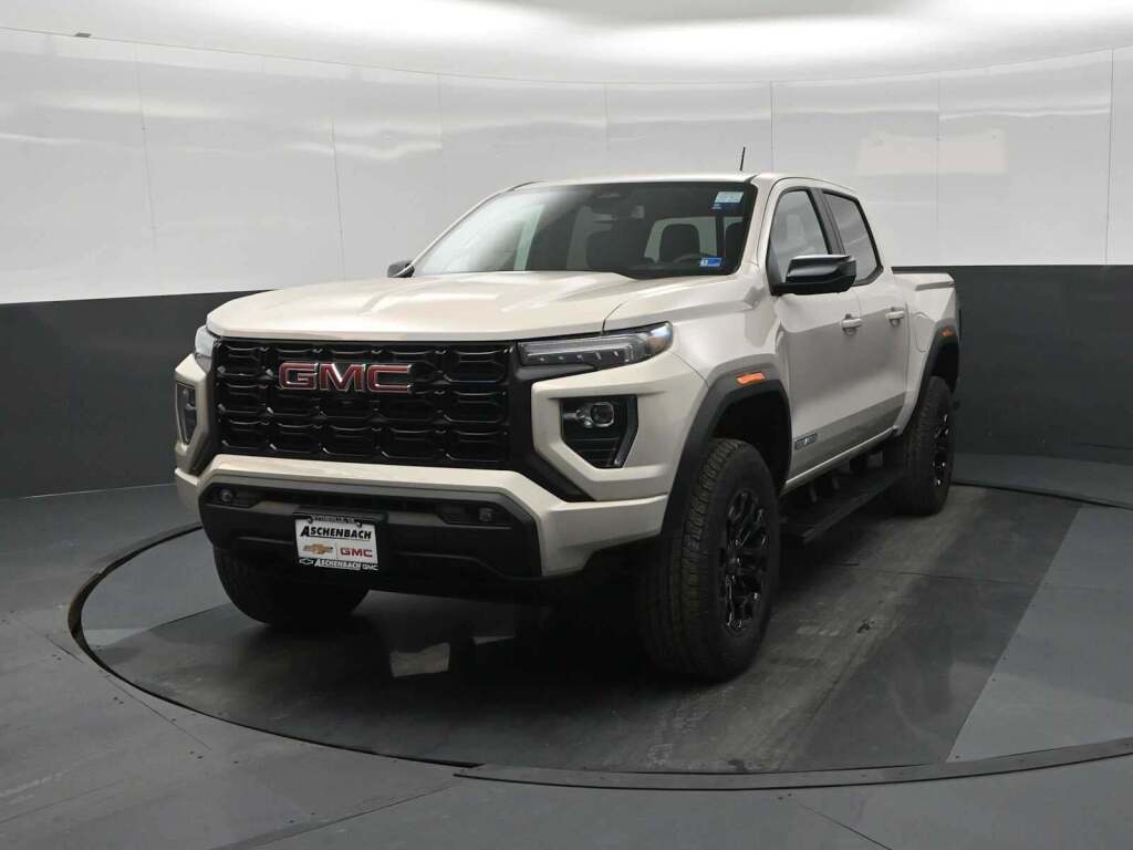 2026 GMC Canyon Elevation, 4WD