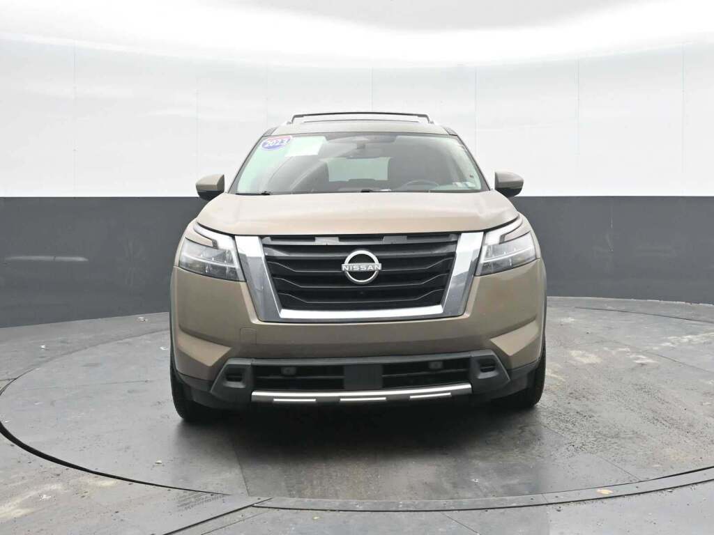 2023 Nissan Pathfinder Platinum 4WD