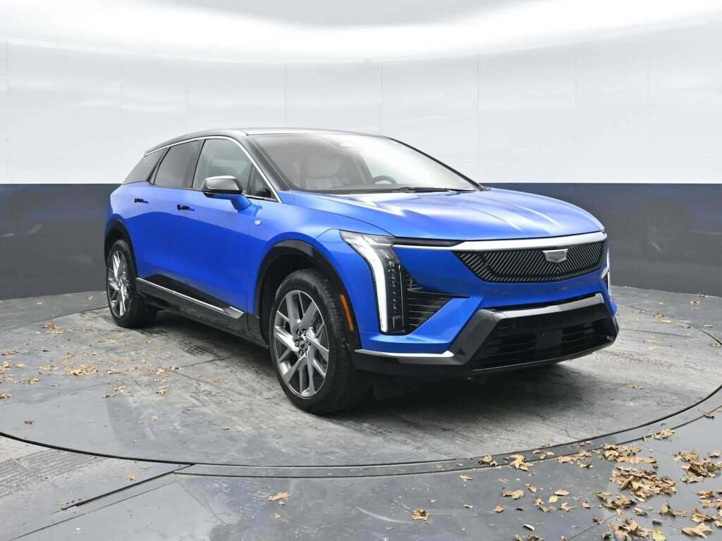 2026 Cadillac OPTIQ Luxury