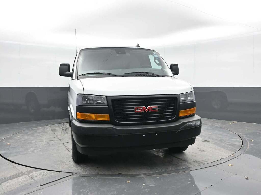 2025 GMC Savana Cargo RWD 2500 Regular Wheelbase Work Van