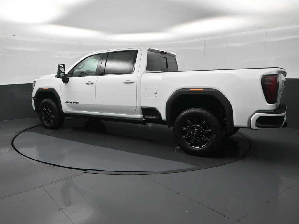 2026 GMC Sierra 3500HD AT4