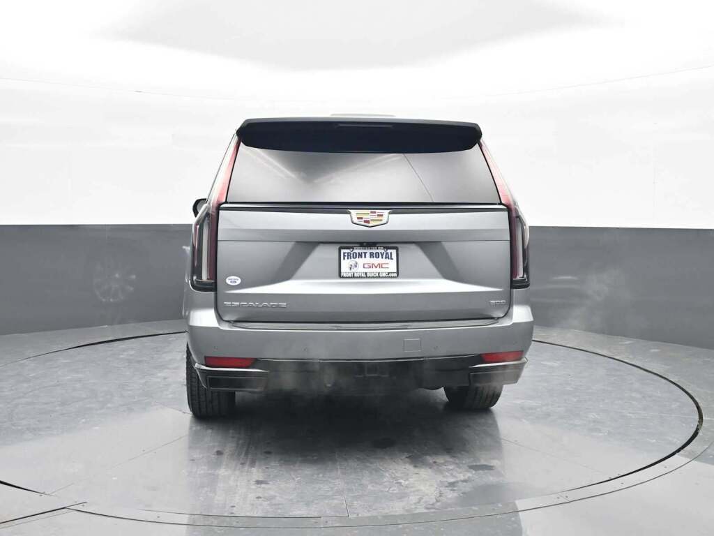 2023 Cadillac Escalade 4WD Sport Platinum