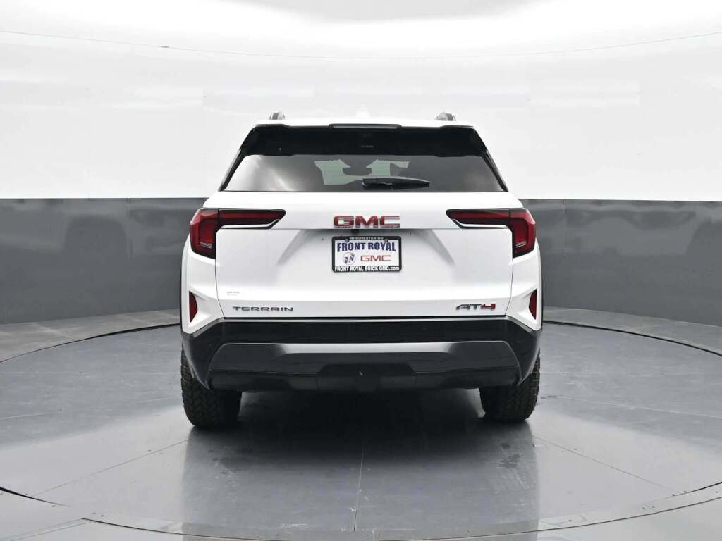 2026 GMC Terrain AWD AT4